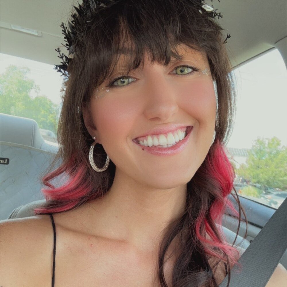 Meet your Posher, Delilah